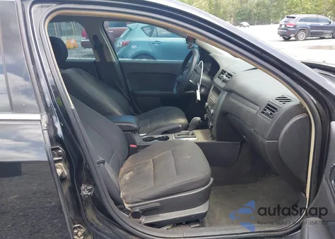 2011 Ford Fusion Se from USA, damaged, VIN 3FAHP0HA8BR305332